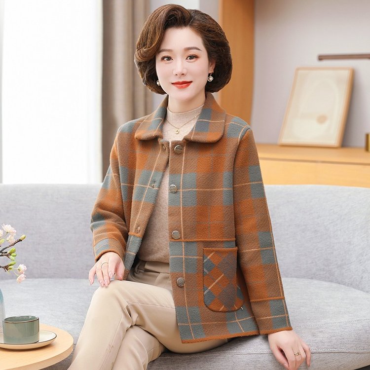 2025新款妈妈装秋装外套中老年女装