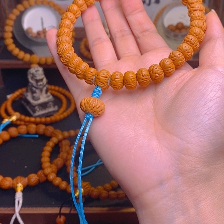 小***蜂桃核手串龙文桃核