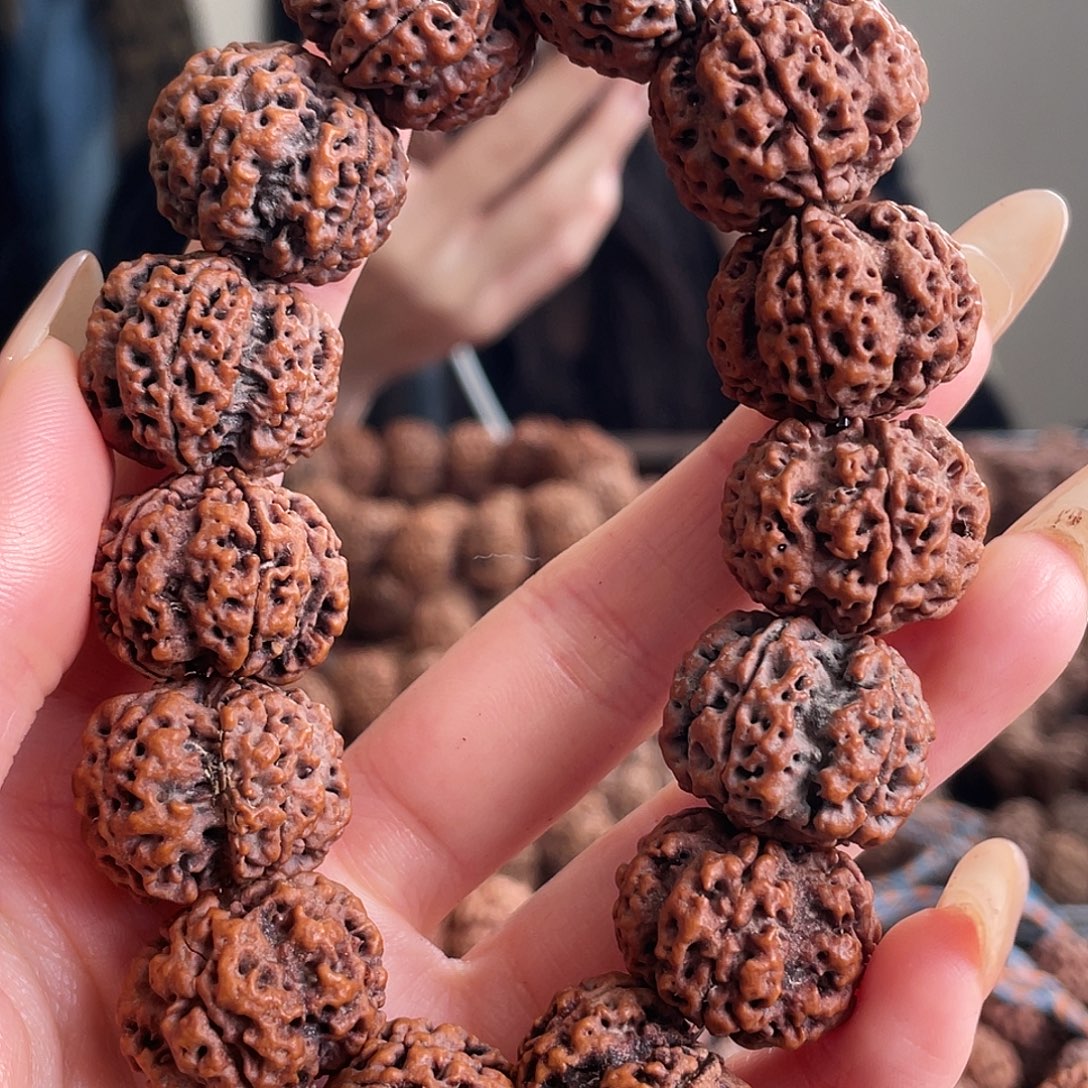 金刚菩提手串22尺寸深沟梅花原皮原色