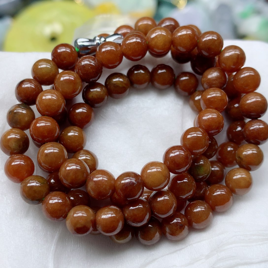 翡翠颈饰未镶嵌手串