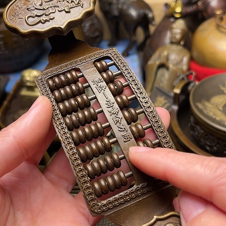 精美铜器批发档口