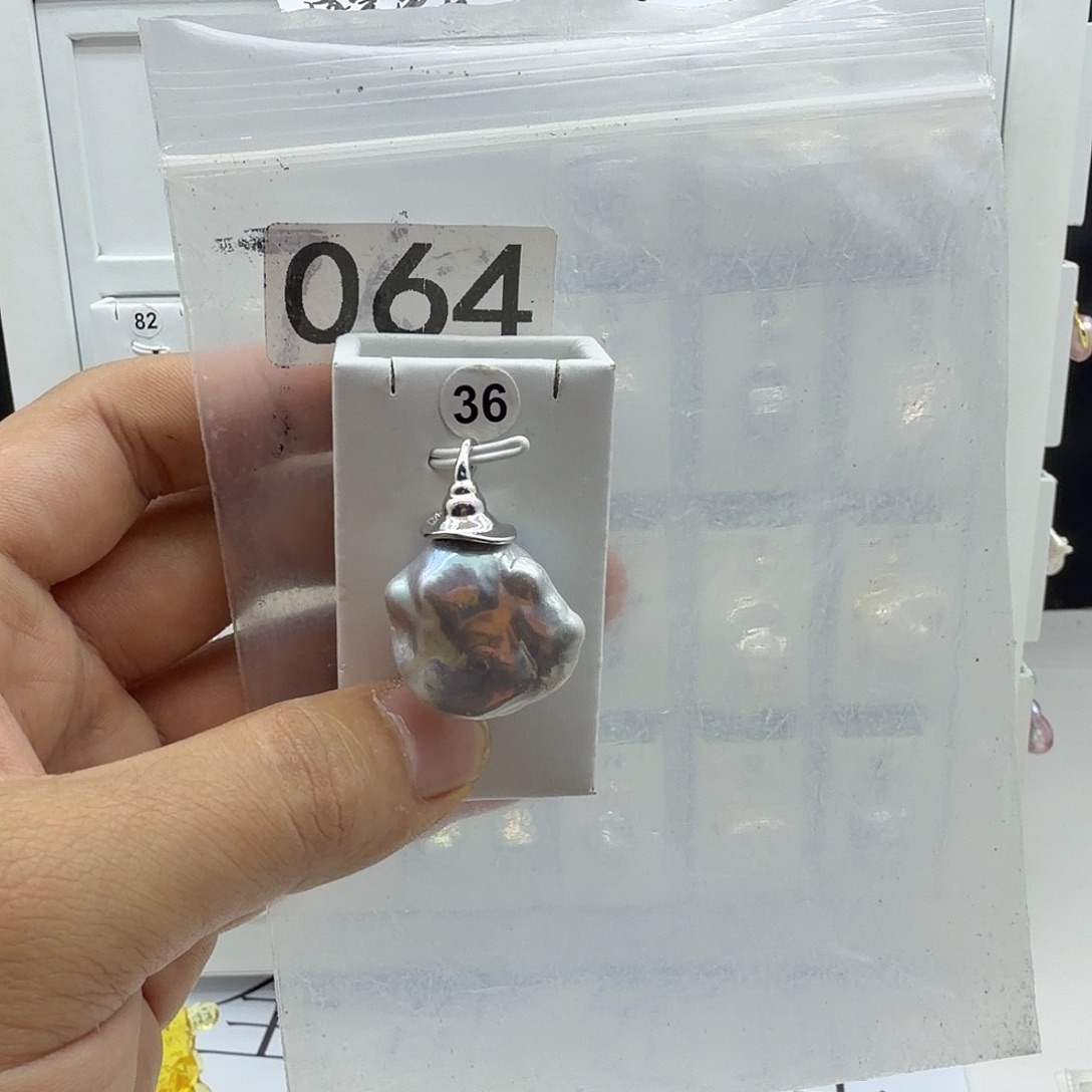 淡水珍珠颈饰合金