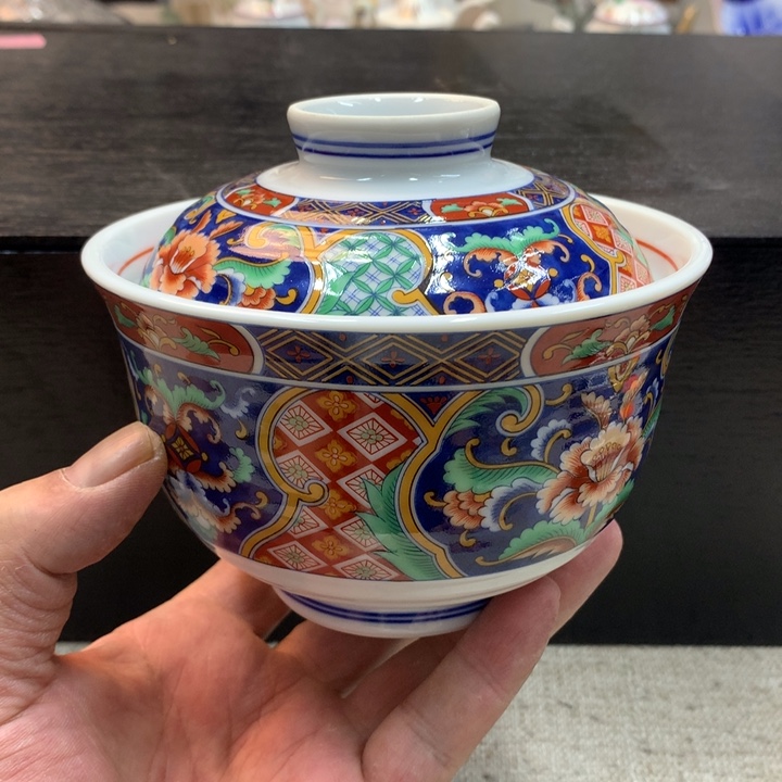 金瓷阁家的美丽瓷器