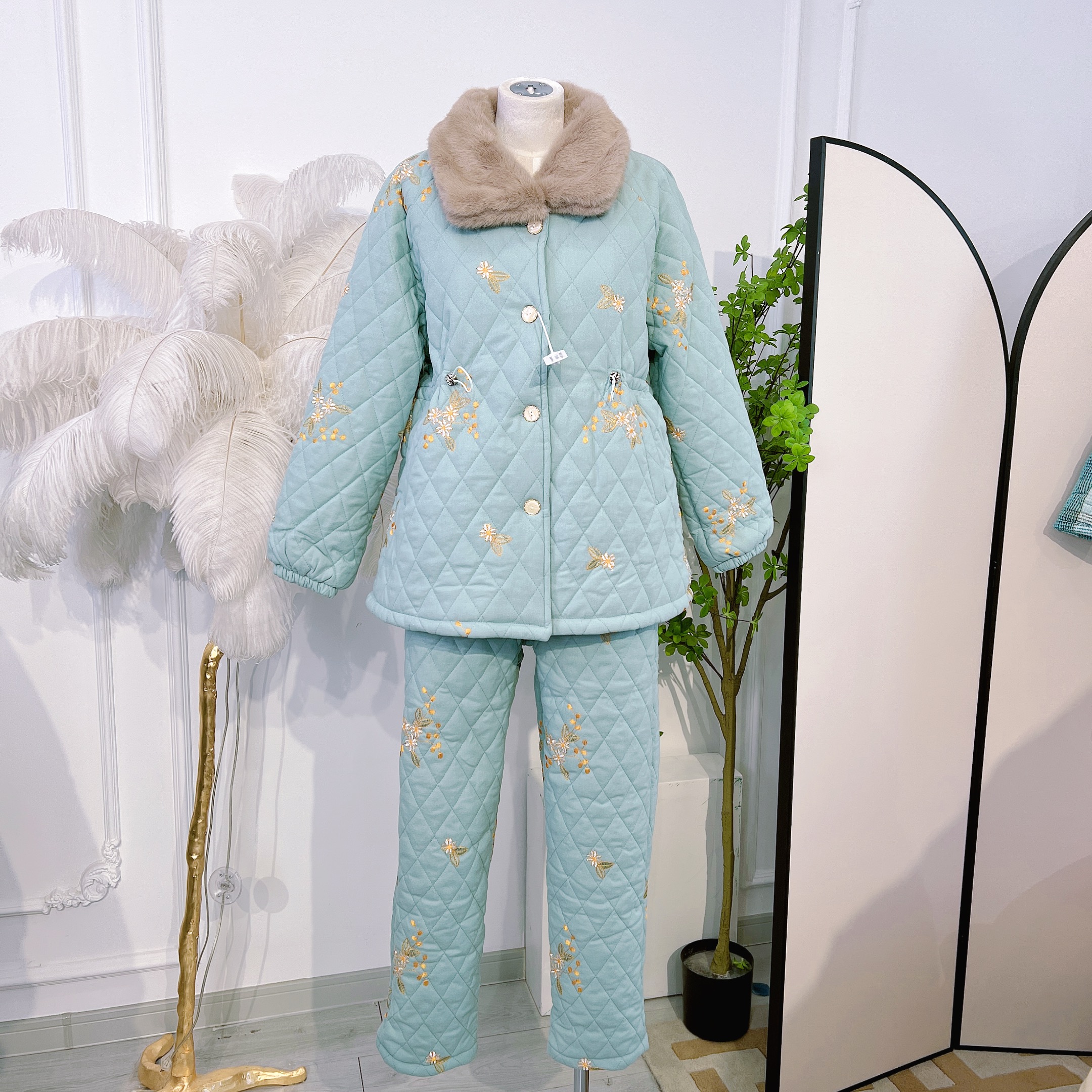 pinkgrape2025冬季可外穿加厚保暖三层夹棉家居睡衣套装2578527