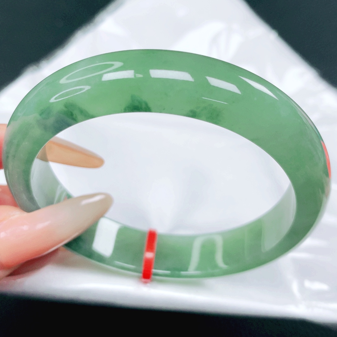 翡翠未镶嵌手镯57