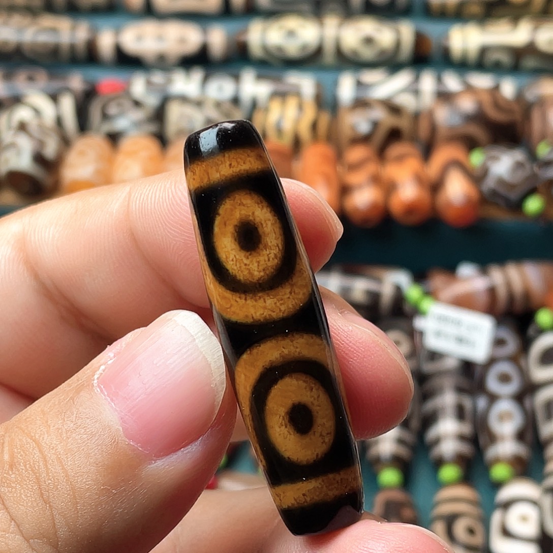 玛瑙/玉髓未镶嵌颈饰古法三眼