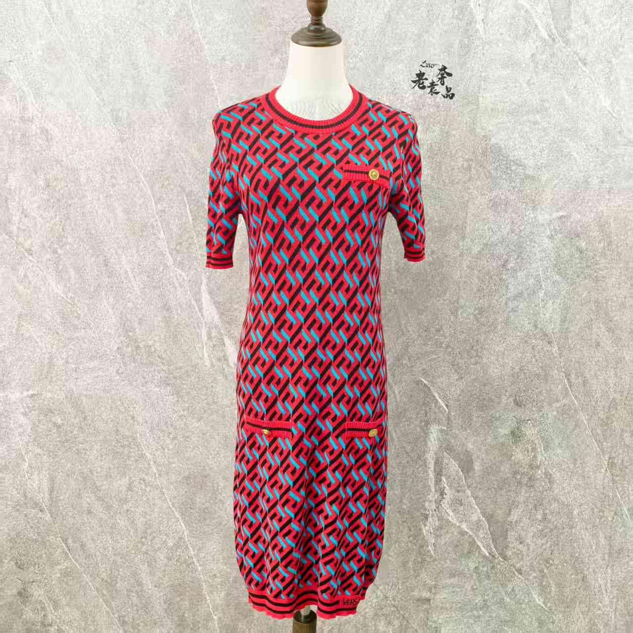 95新 VERSACE/范思哲 海囤K/范思哲裙子/40码/dd60849