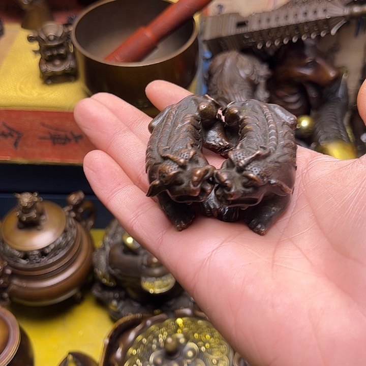 精美铜器点击下单