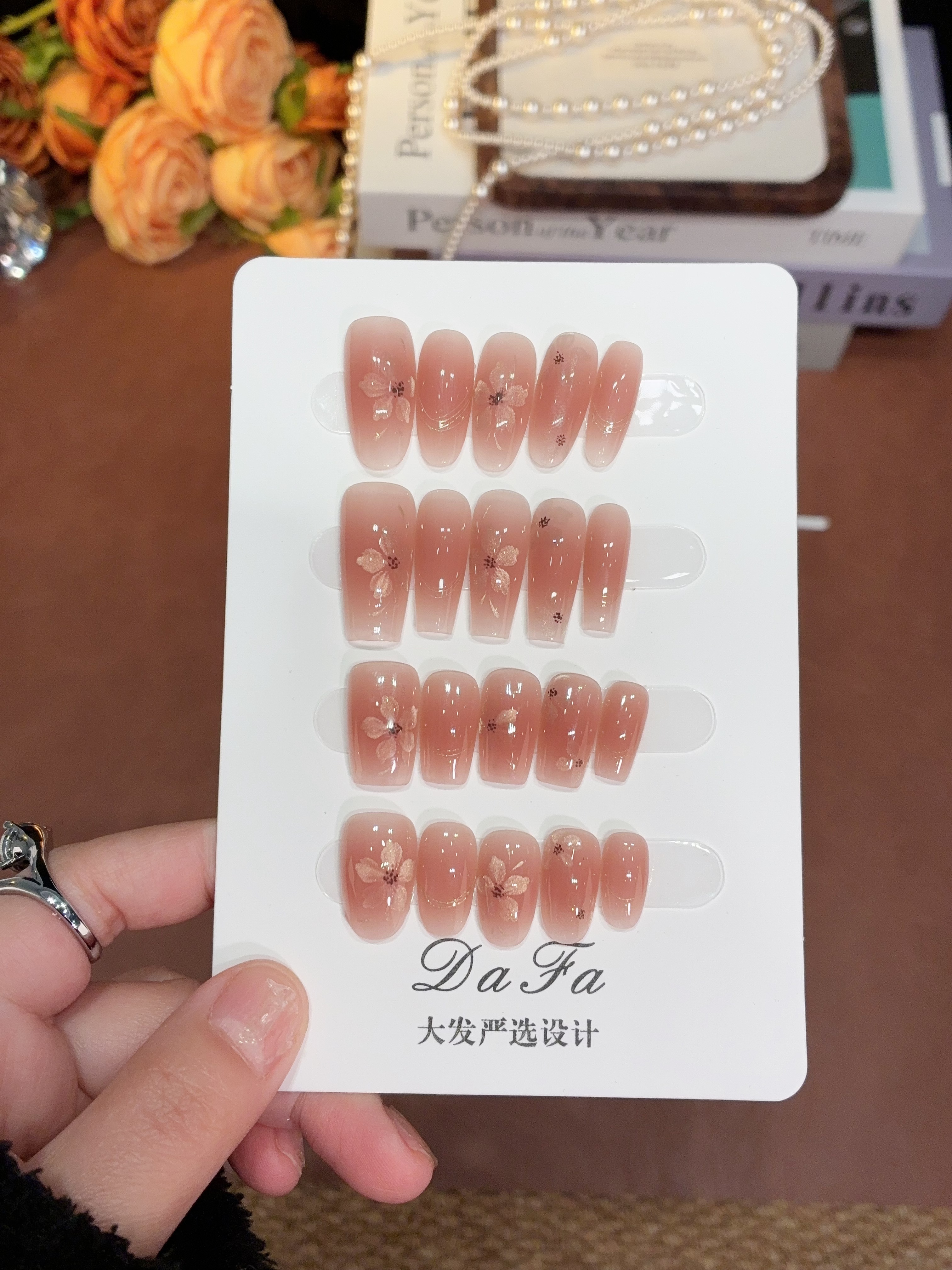 【一生罗曼】——大发手工穿戴甲