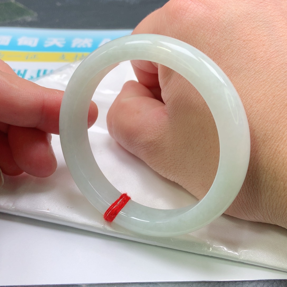 翡翠手镯未镶嵌0051号