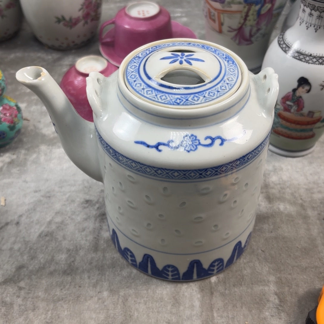 青花玲珑提梁壶全品