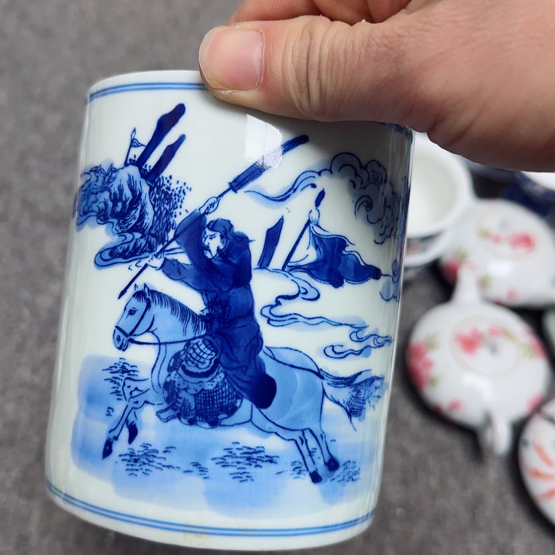 摆件瓷器的工艺技术水平