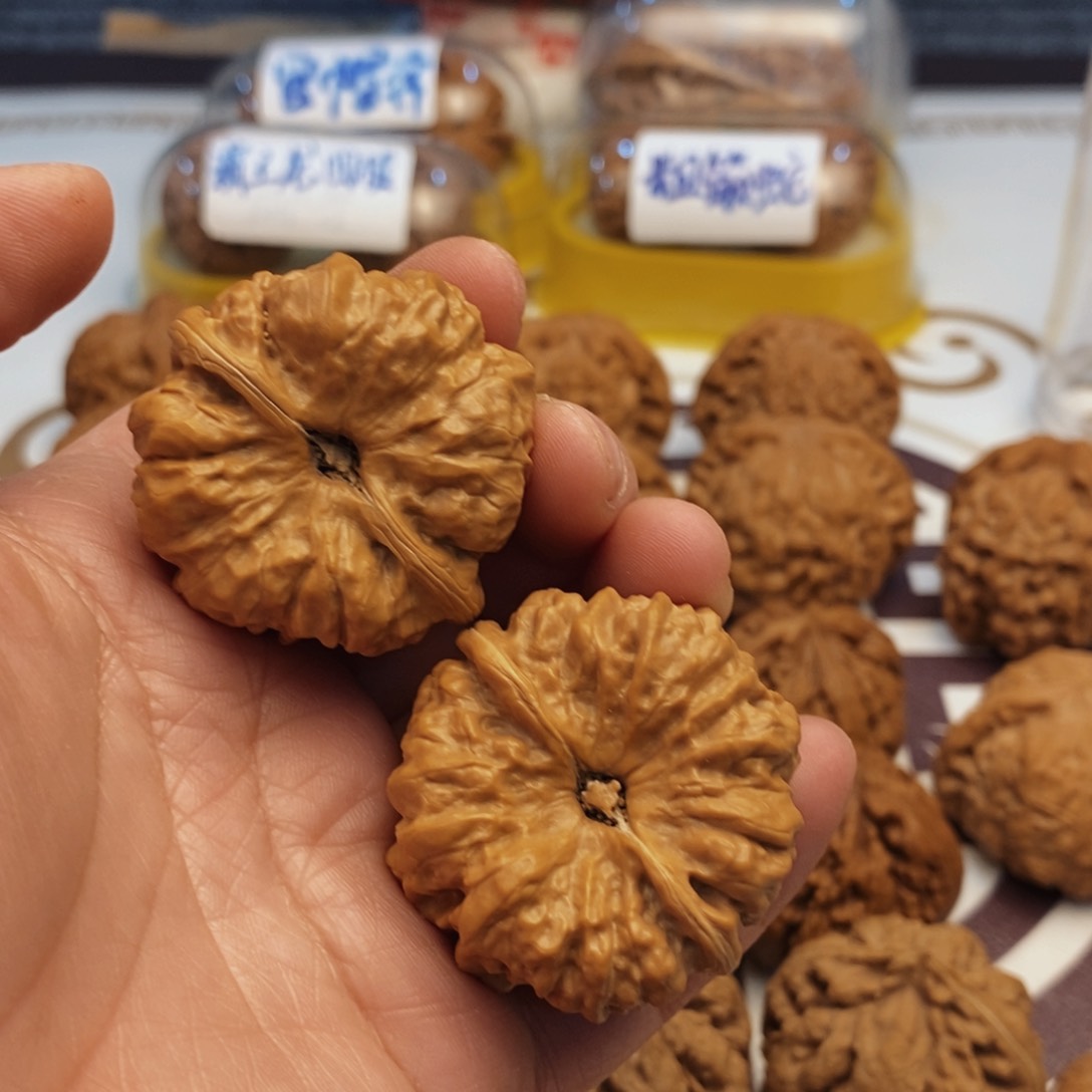 文玩核桃吊坠╭****こ蛤蟆头40尺