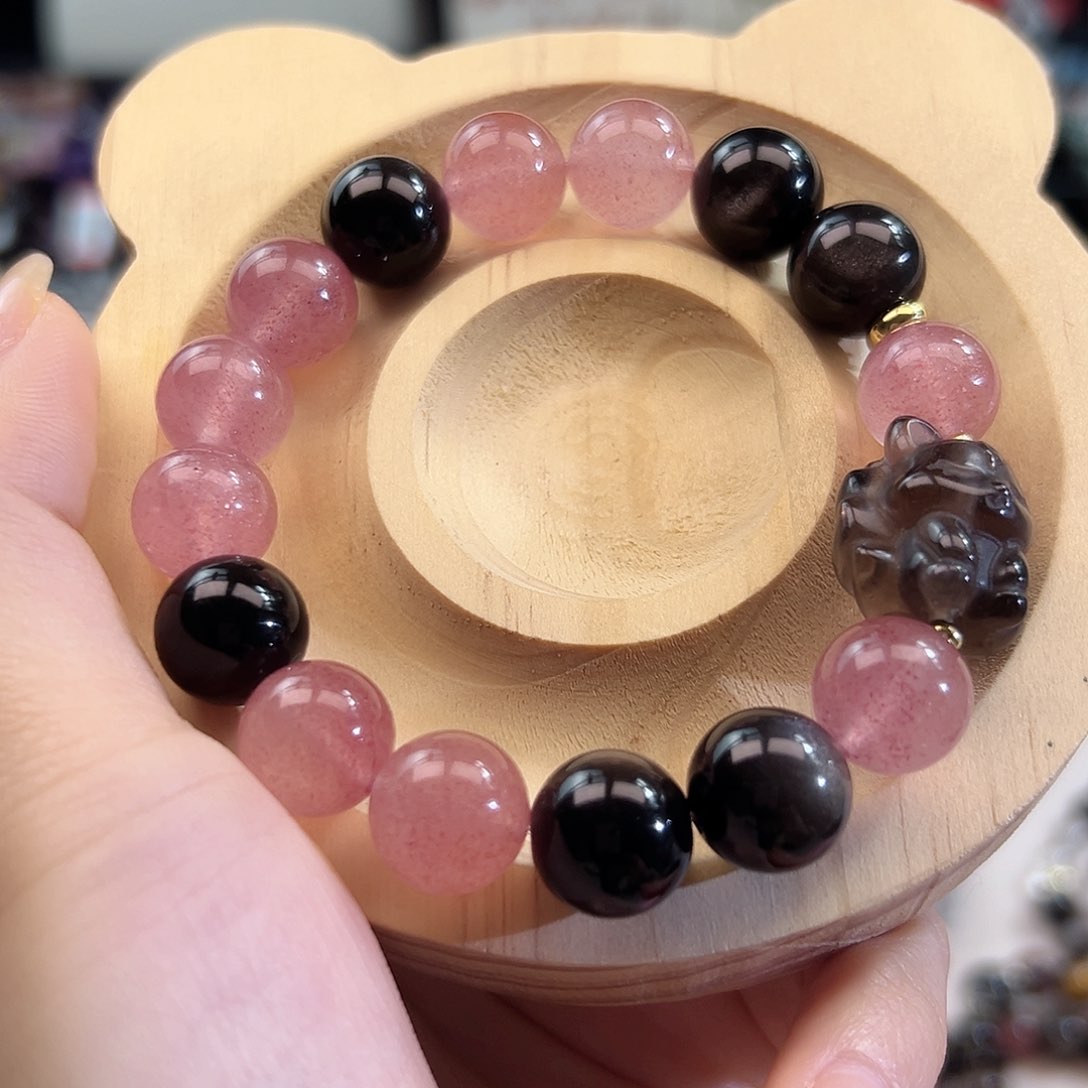 水晶手串未镶嵌水晶手串