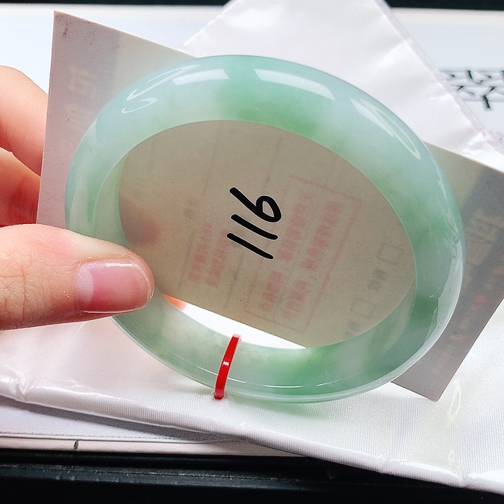 翡翠未镶嵌手镯缅甸天然a货手镯57+