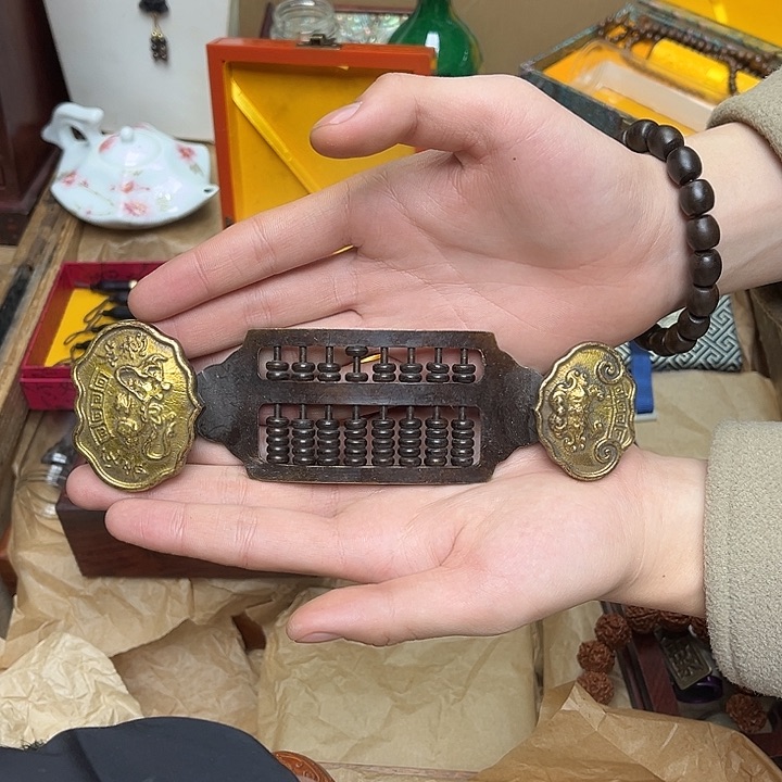 大叶紫檀（黑酸枝木类）