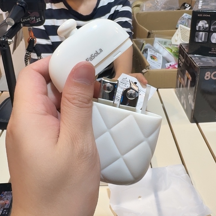 塑料这个时候我们