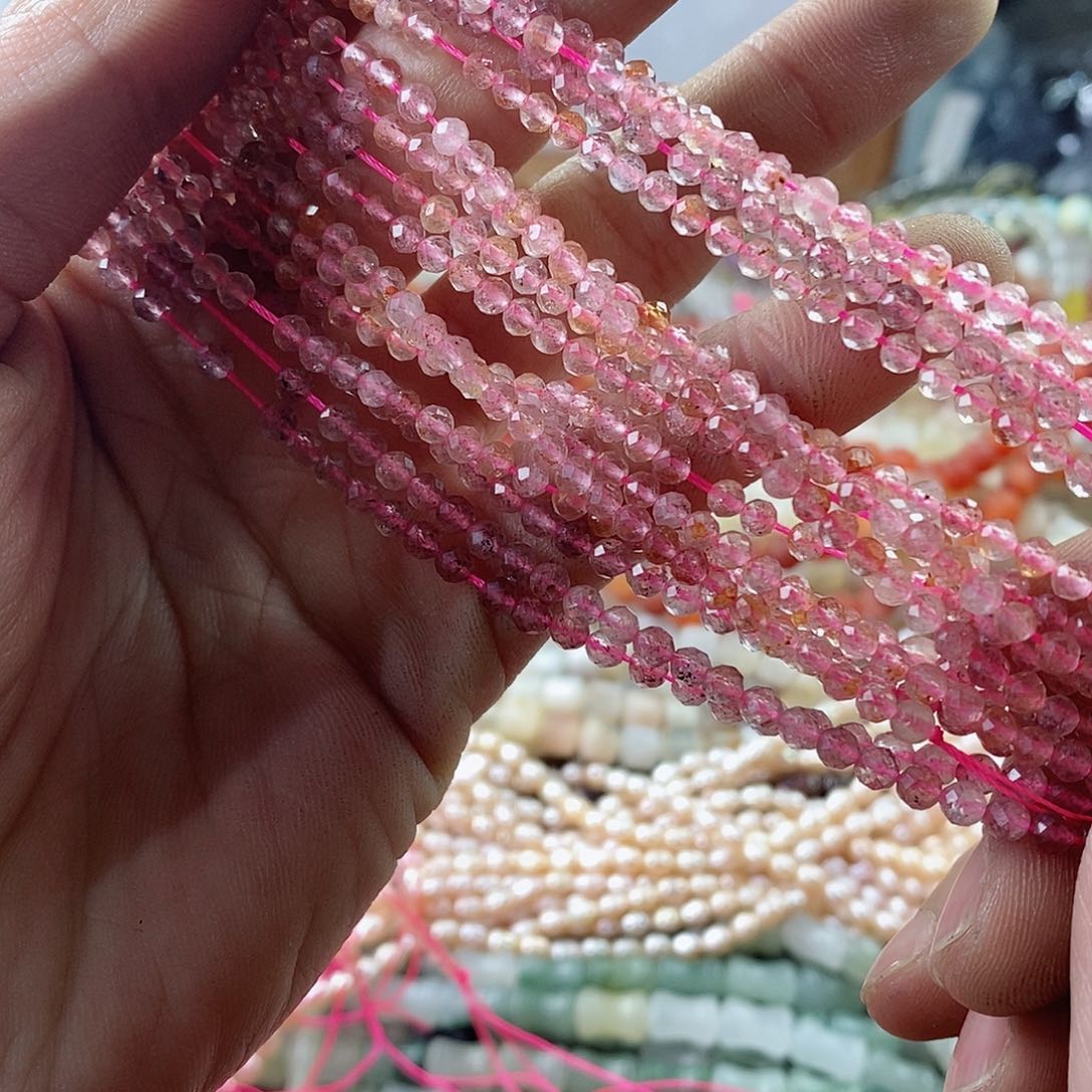 玛瑙/玉髓珠宝半成品未镶嵌一条天然3mm草莓晶切面