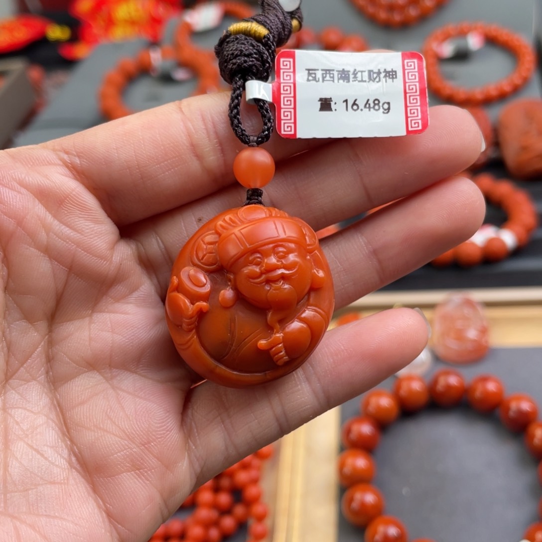 南红玛瑙未镶嵌雕刻