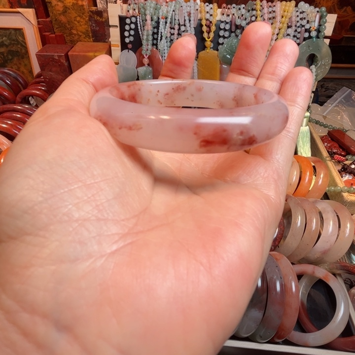 石英质玉手镯未镶嵌春*巴