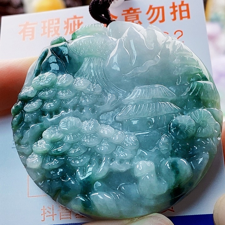 吊坠(不含链)未镶嵌翡翠