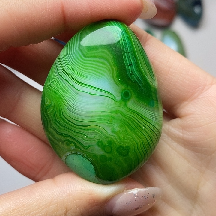 且***歌玛瑙/玉髓未镶嵌吊坠(不含链)