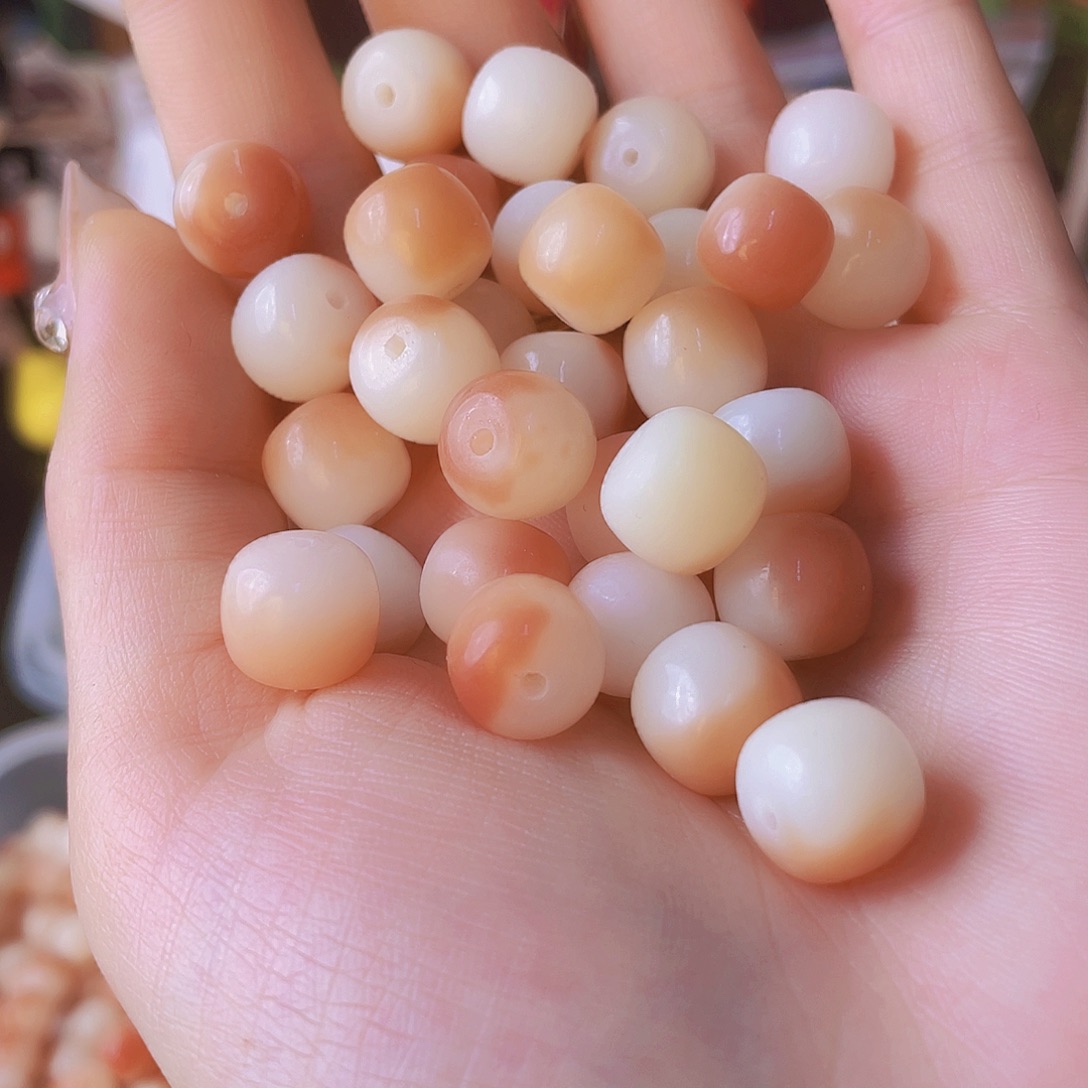 白玉菩提吊坠100颗。11*12微醺野梅