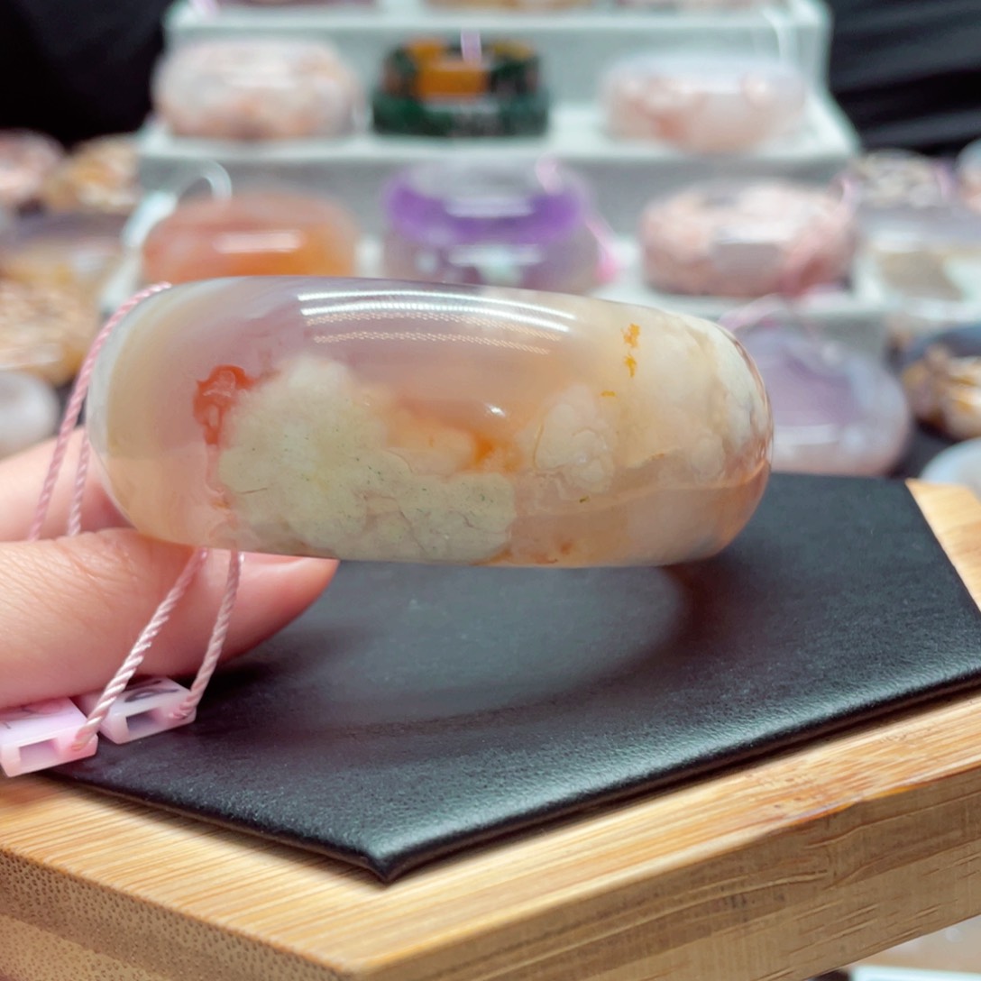 玛瑙/玉髓手镯未镶嵌深*3