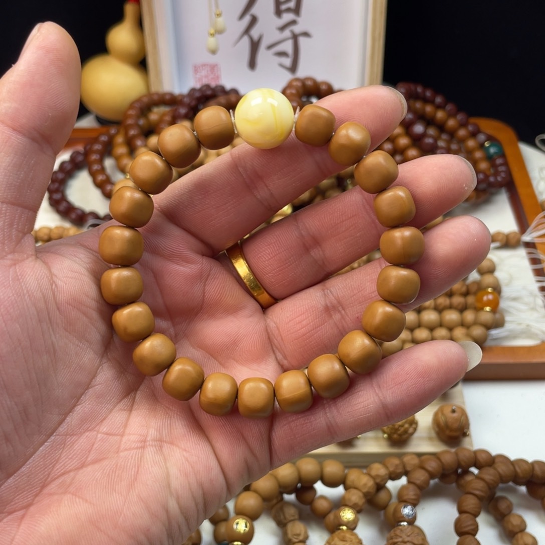 手串猴头核桃小微微瑕面包六方+配饰8号