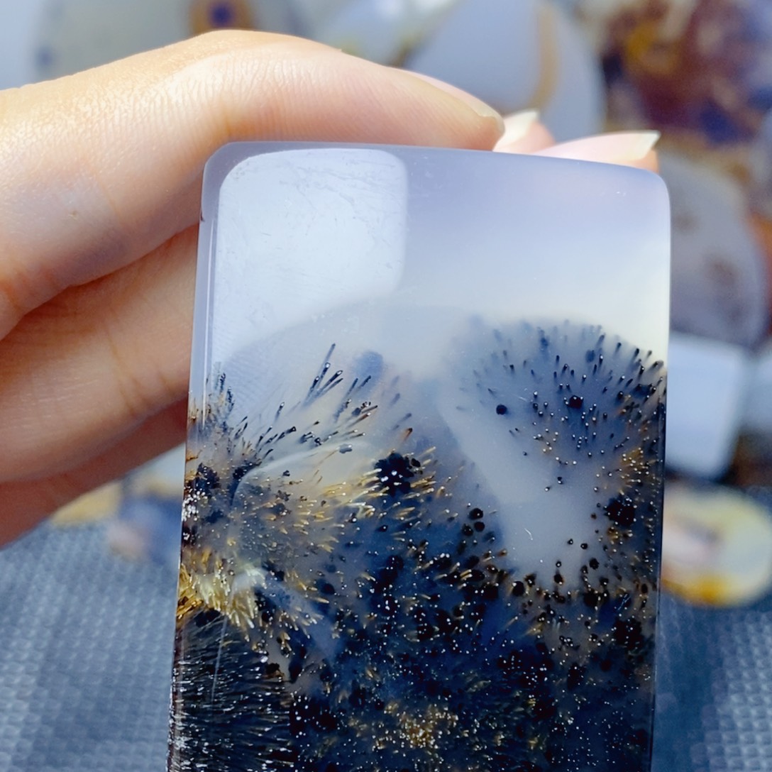 玛瑙/玉髓未镶嵌珠宝奇石