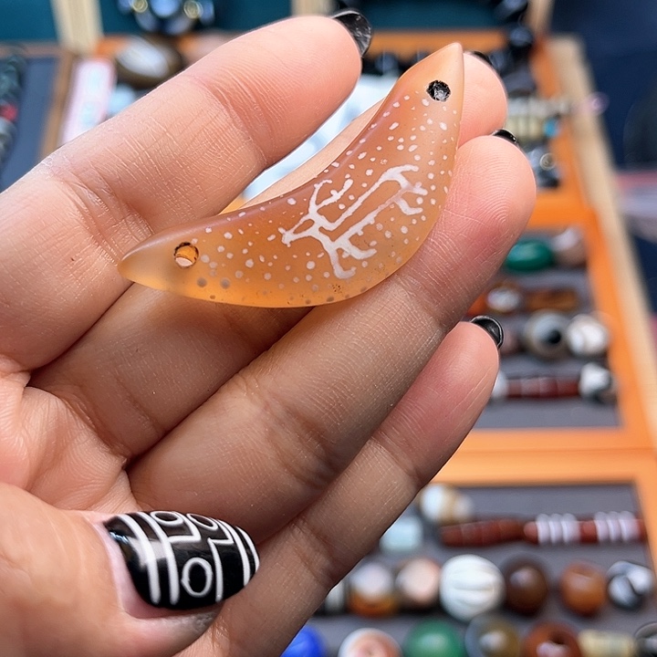 玛瑙/玉髓珠宝半成品未镶嵌
