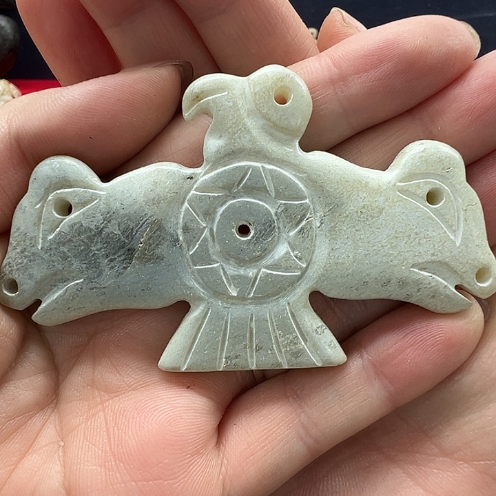 岫岩老玉（透闪石质玉）未镶嵌颈饰