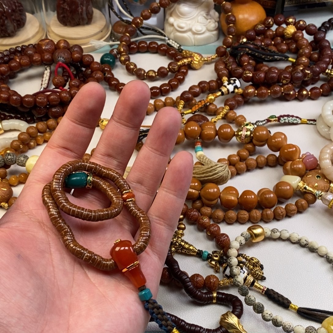 吊坠紫金鼠。。。。。。。。。。