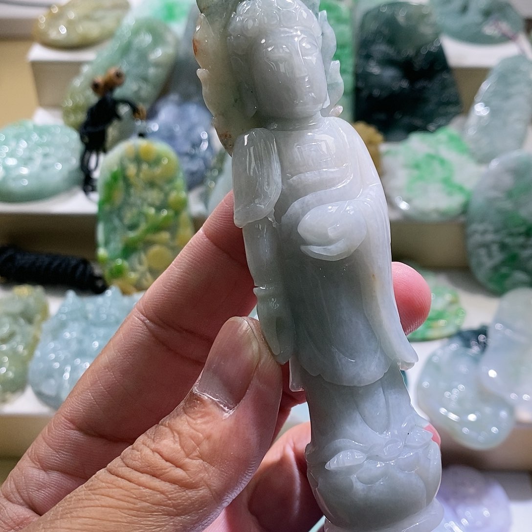 【闪购商品】翡翠颈饰未镶嵌11111111111111