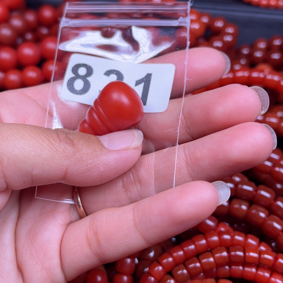 哥***走南红玛瑙未镶嵌手链