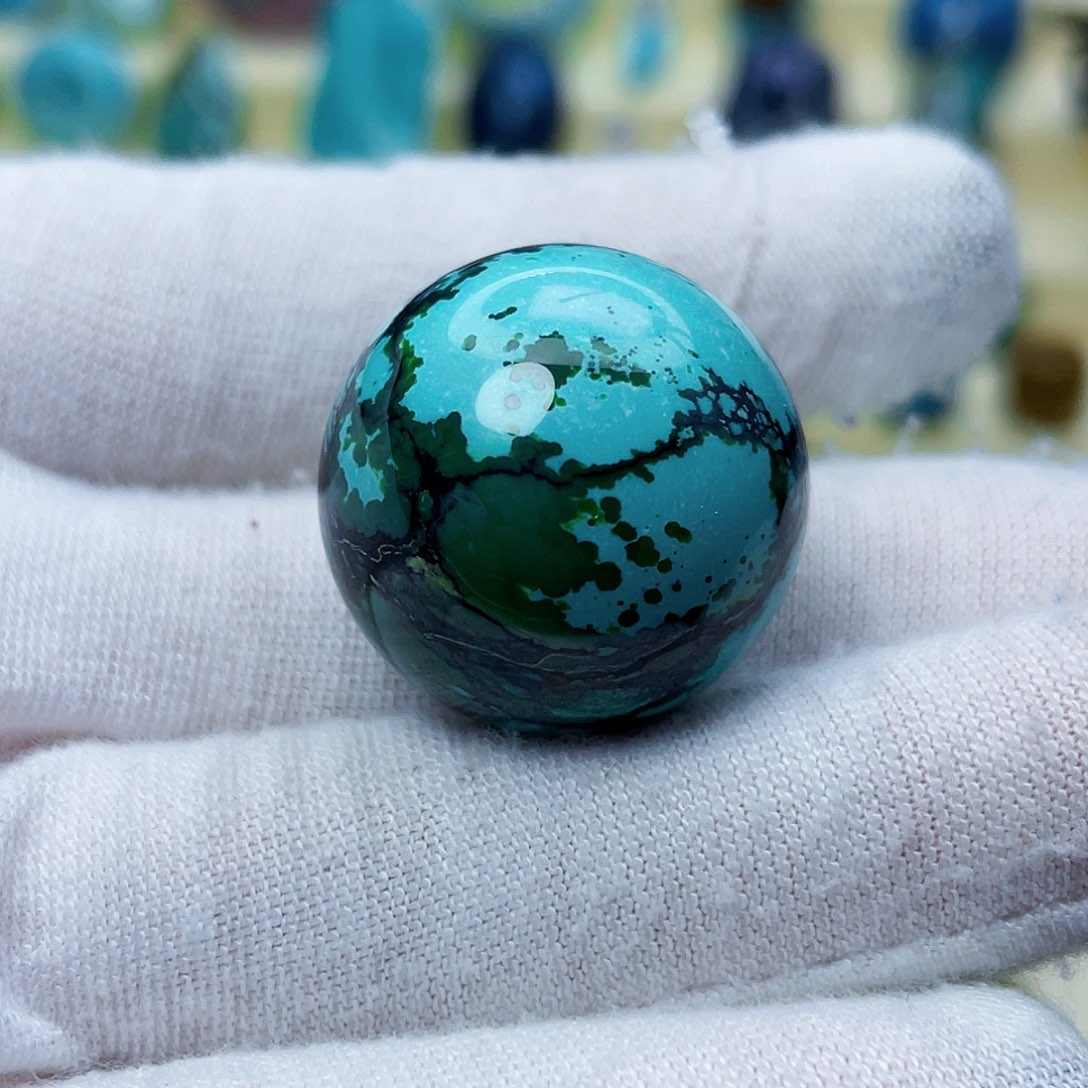 绿松石颈饰未镶嵌