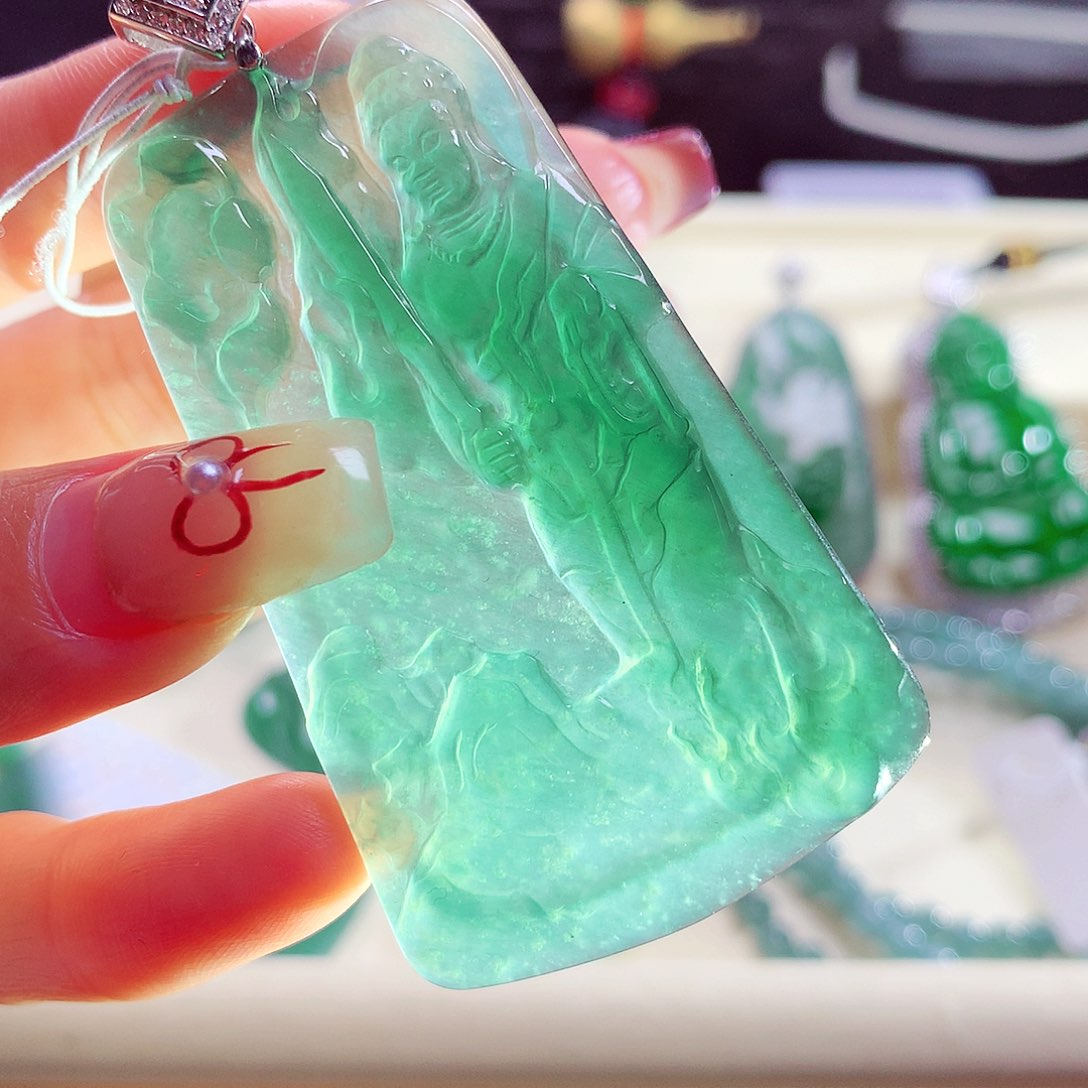 翡翠颈饰银S925镶嵌天然