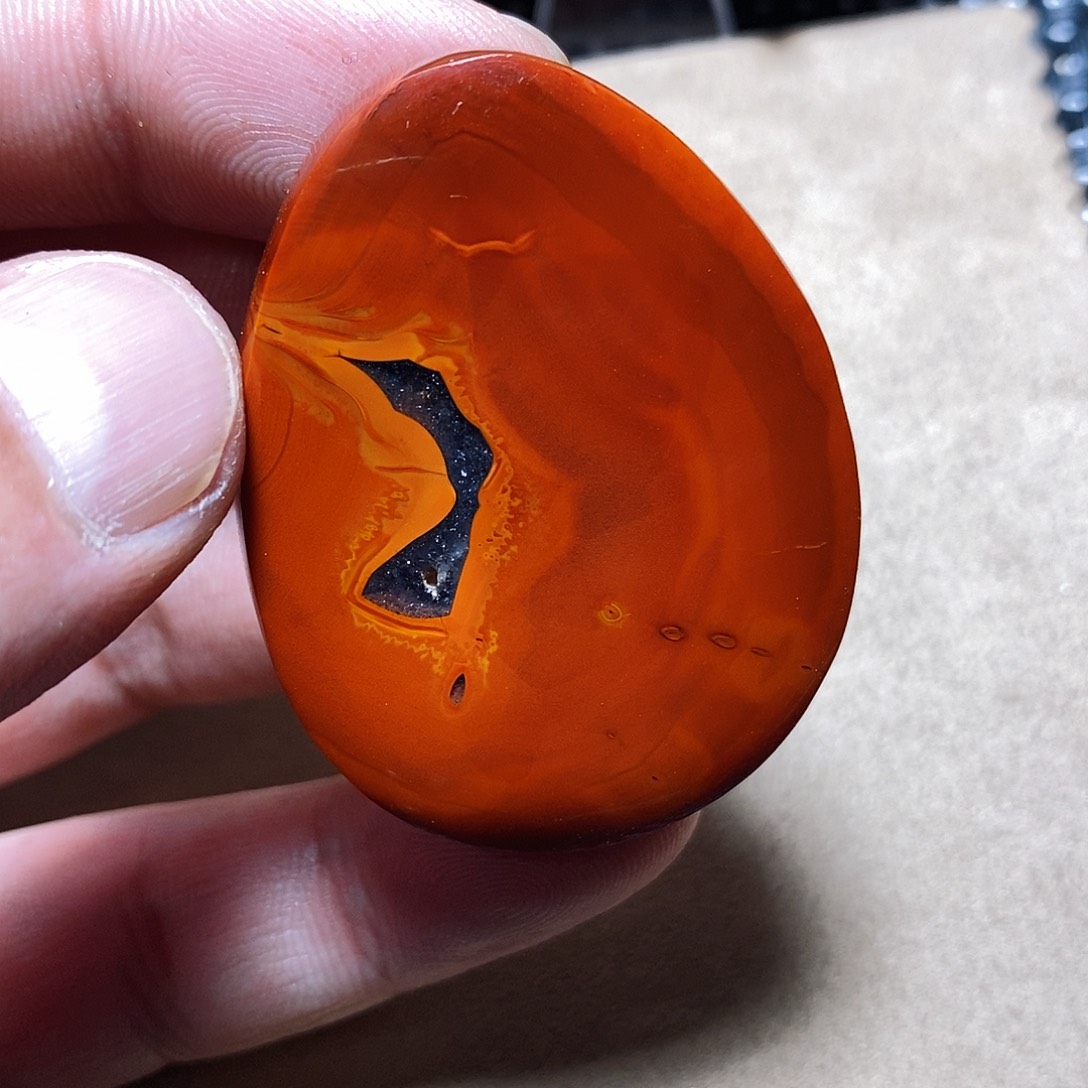 玛瑙/玉髓颈饰未镶嵌笙*