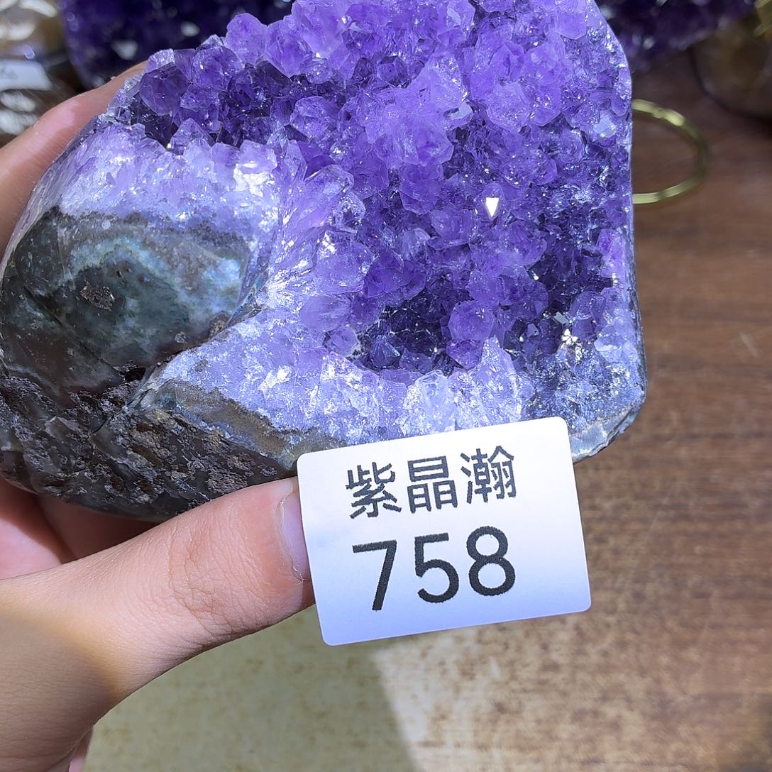 未镶嵌大型摆件（非配饰）水晶