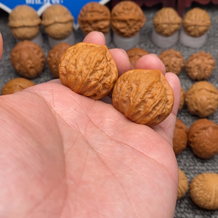 文玩核桃把件小官帽