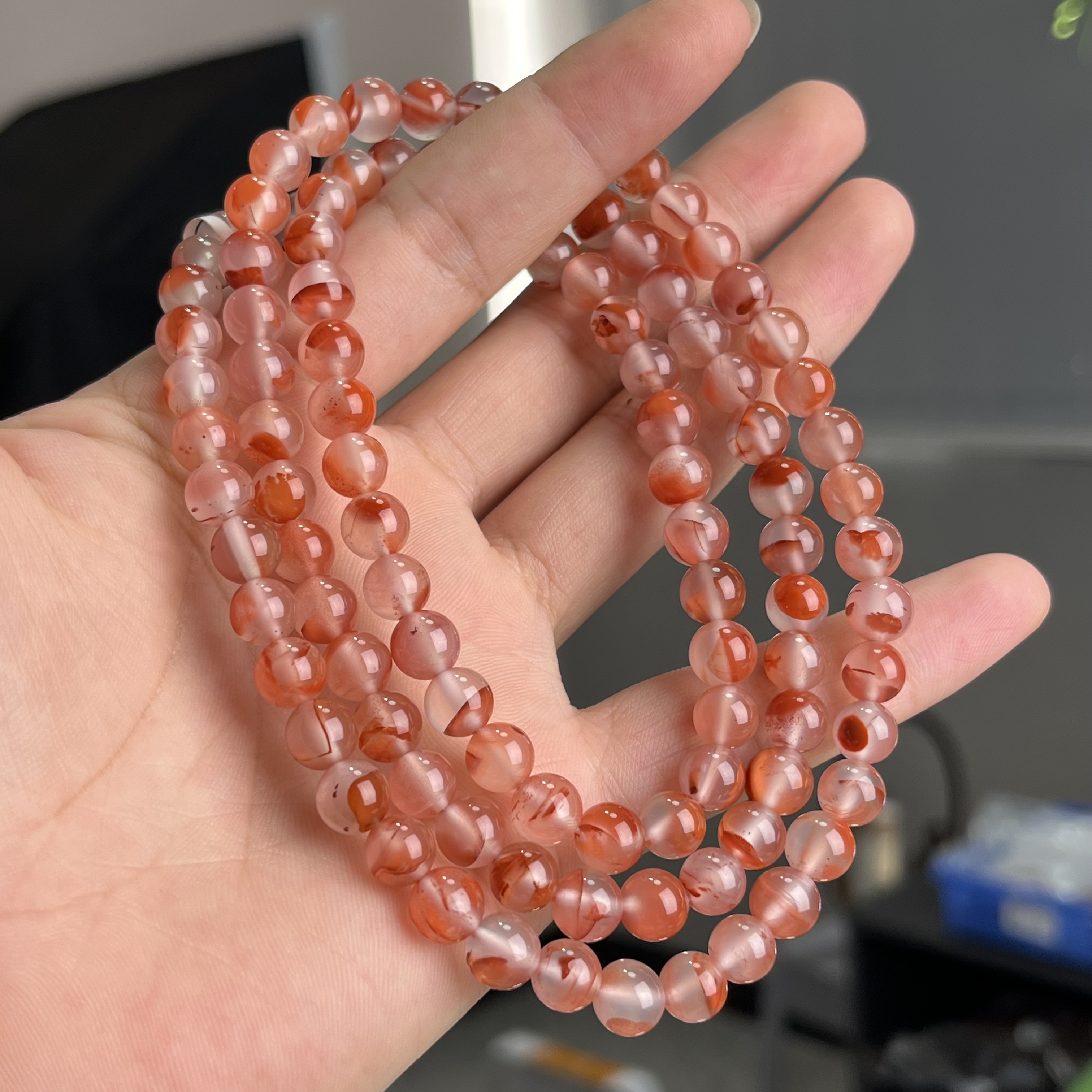 南红玛瑙圆珠多圈手串约7.5-8mm