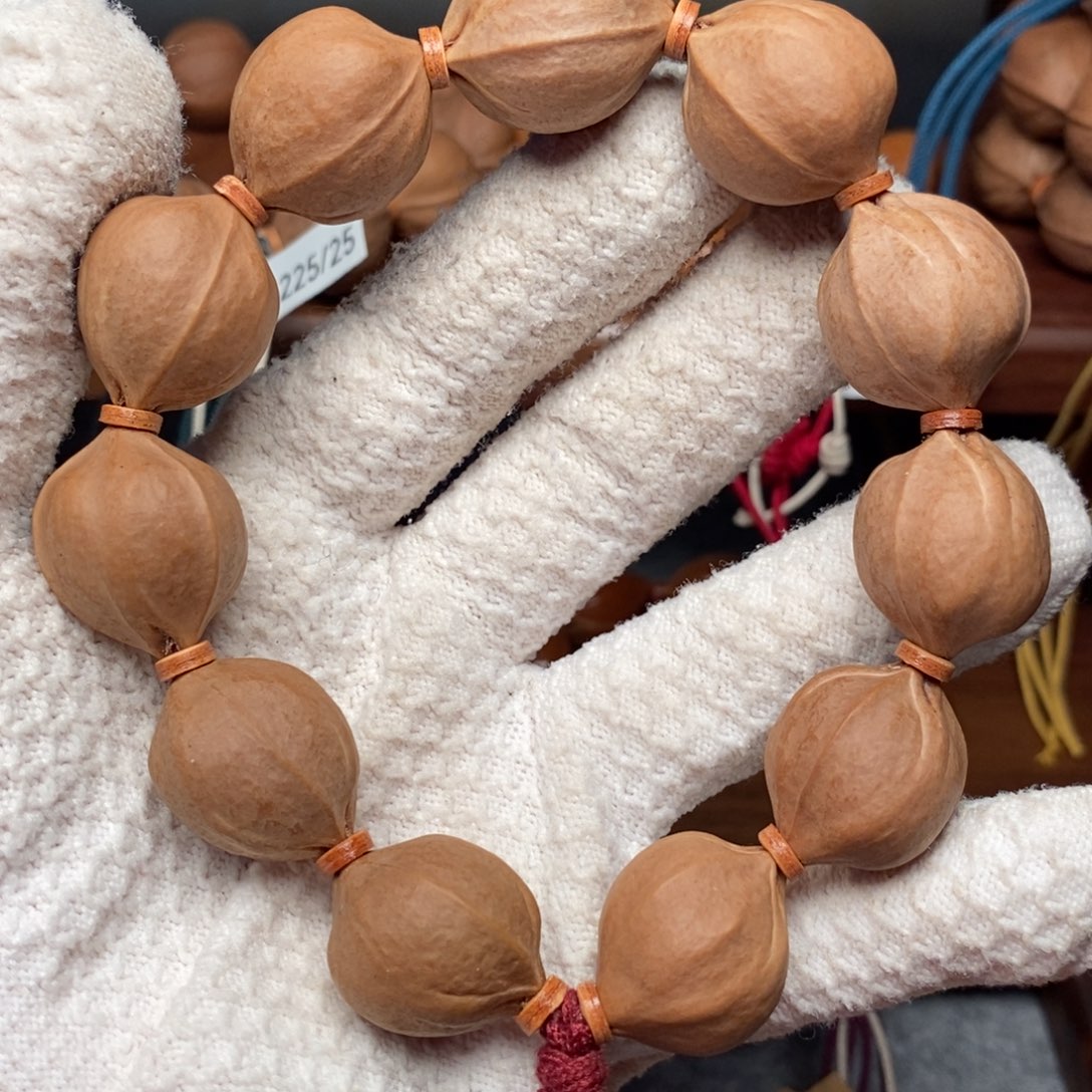 手串/手链橄榄核205/24鲨鱼背