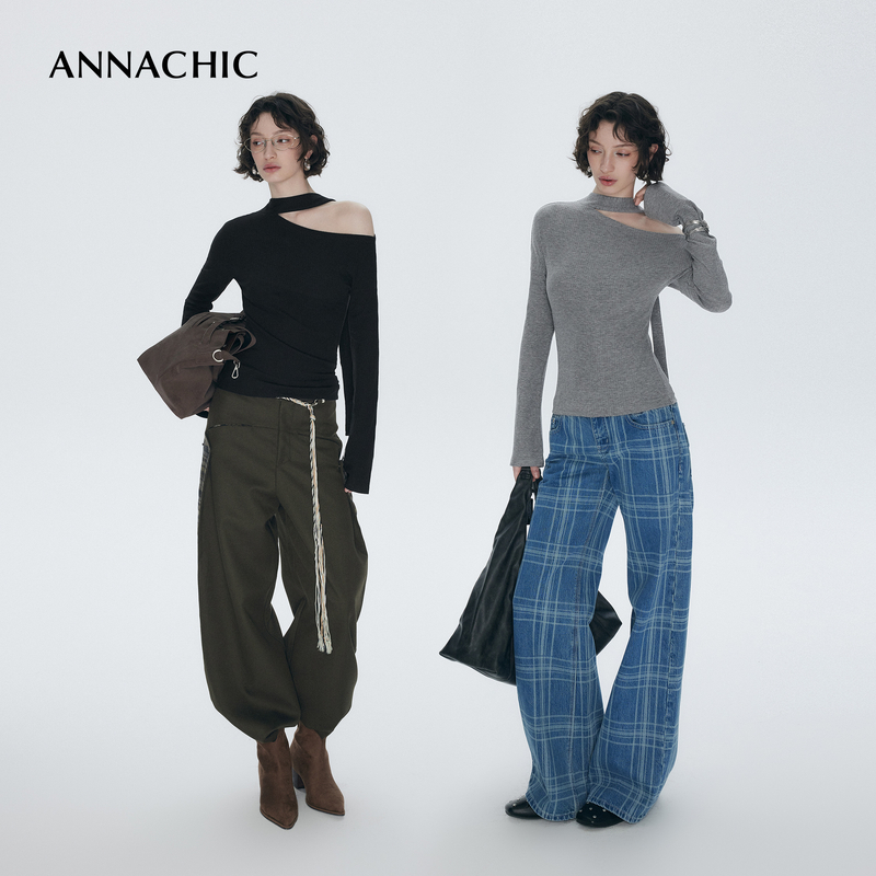 ANNACHIC曼妙线条_不对称斜肩飘带长袖t恤女/修身露肩上衣打底衫