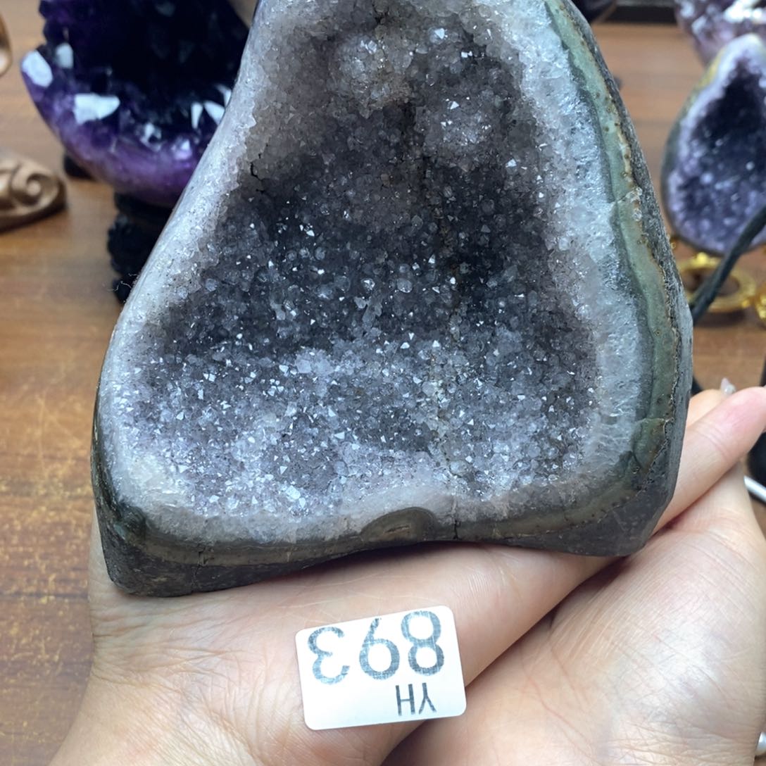 未镶嵌水晶大型摆件（非配饰）