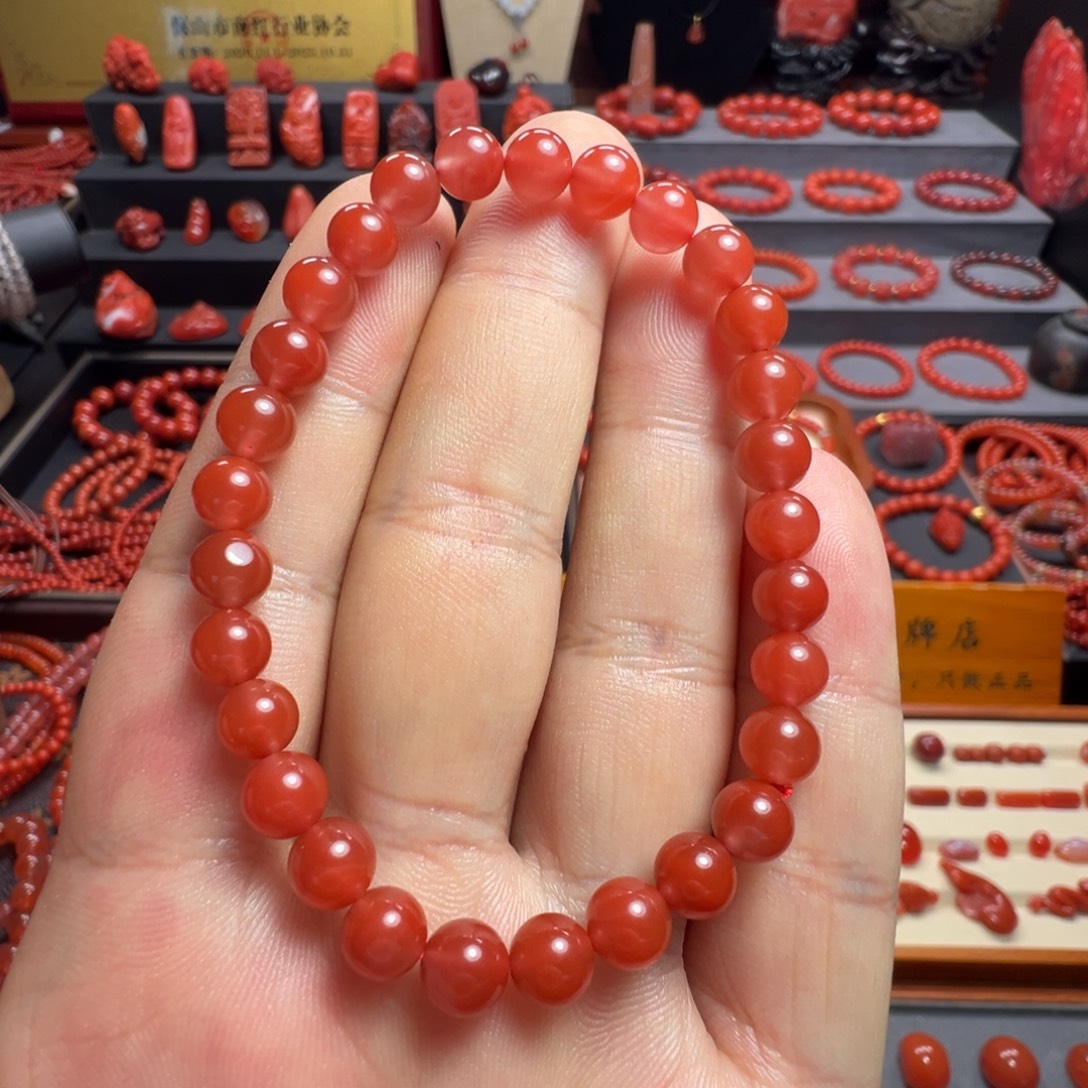 骑***帅南红玛瑙未镶嵌大陷坝手串 6+有微瑕