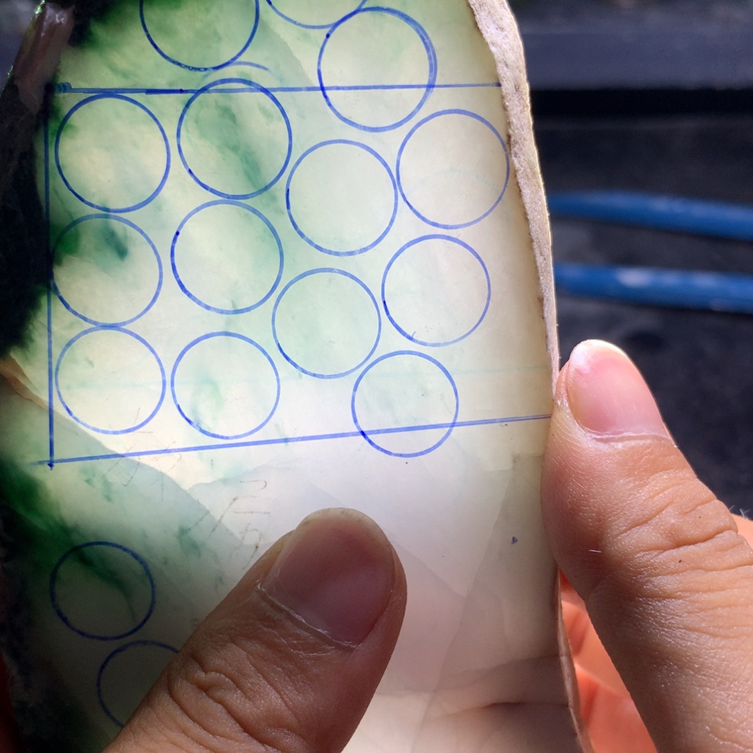 小***爸定制翡翠未镶嵌翡翠