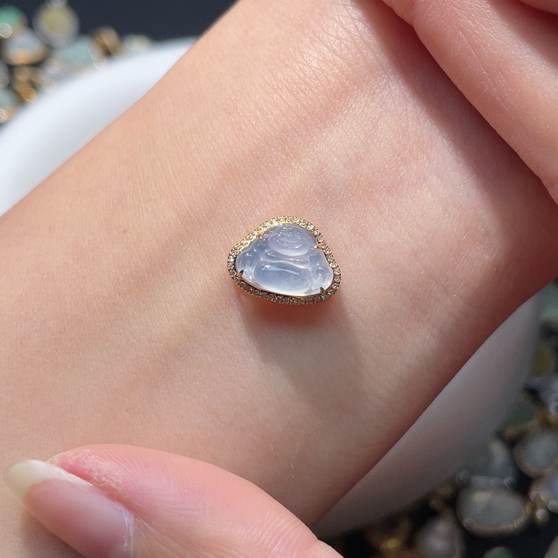 翡翠吊坠(不含链)18K金镶嵌-****主