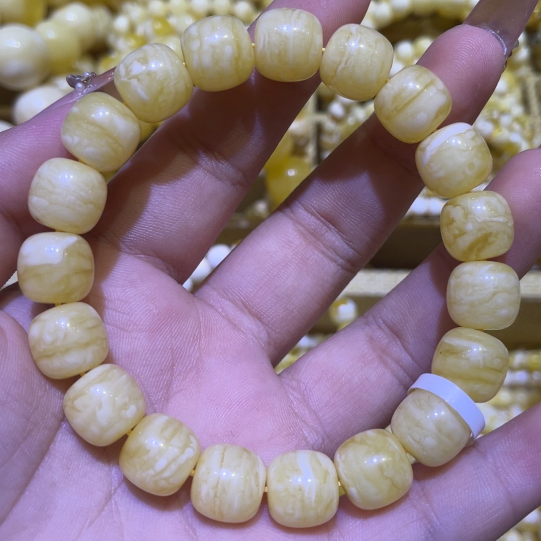 手绳琥珀未镶嵌11m