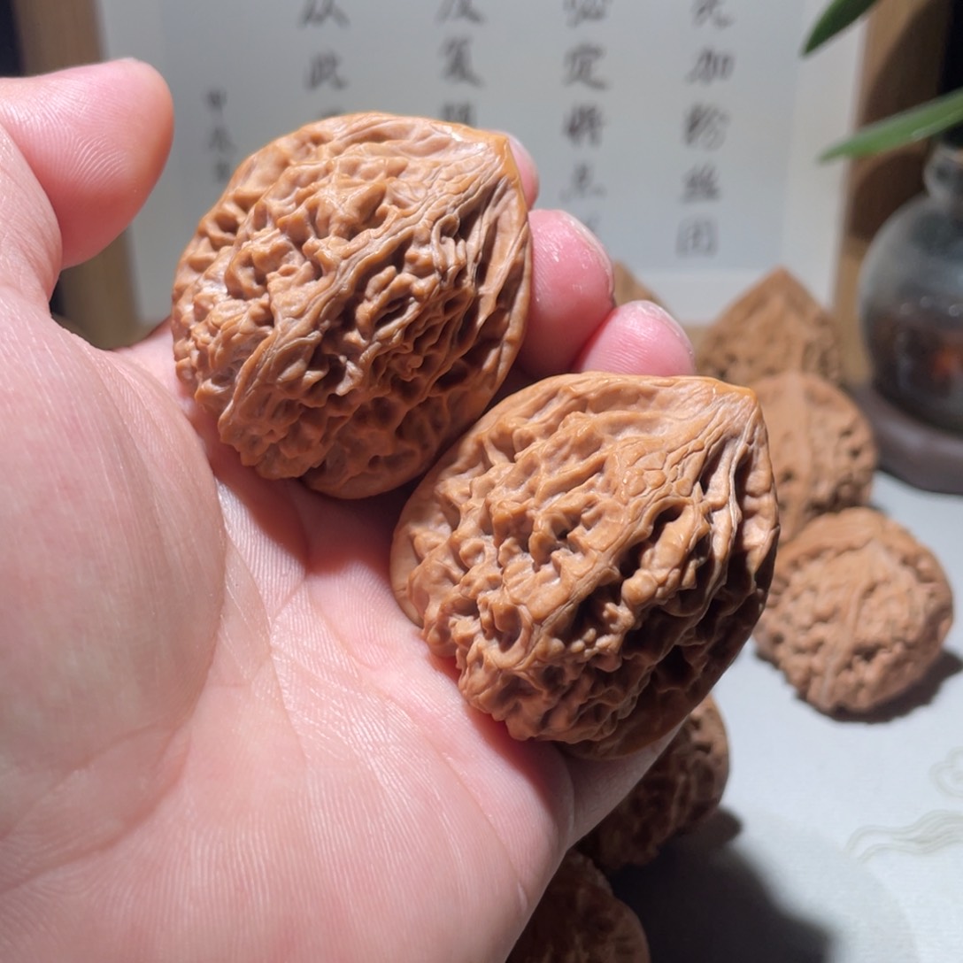 文玩核桃吊坠鸡心42（有修