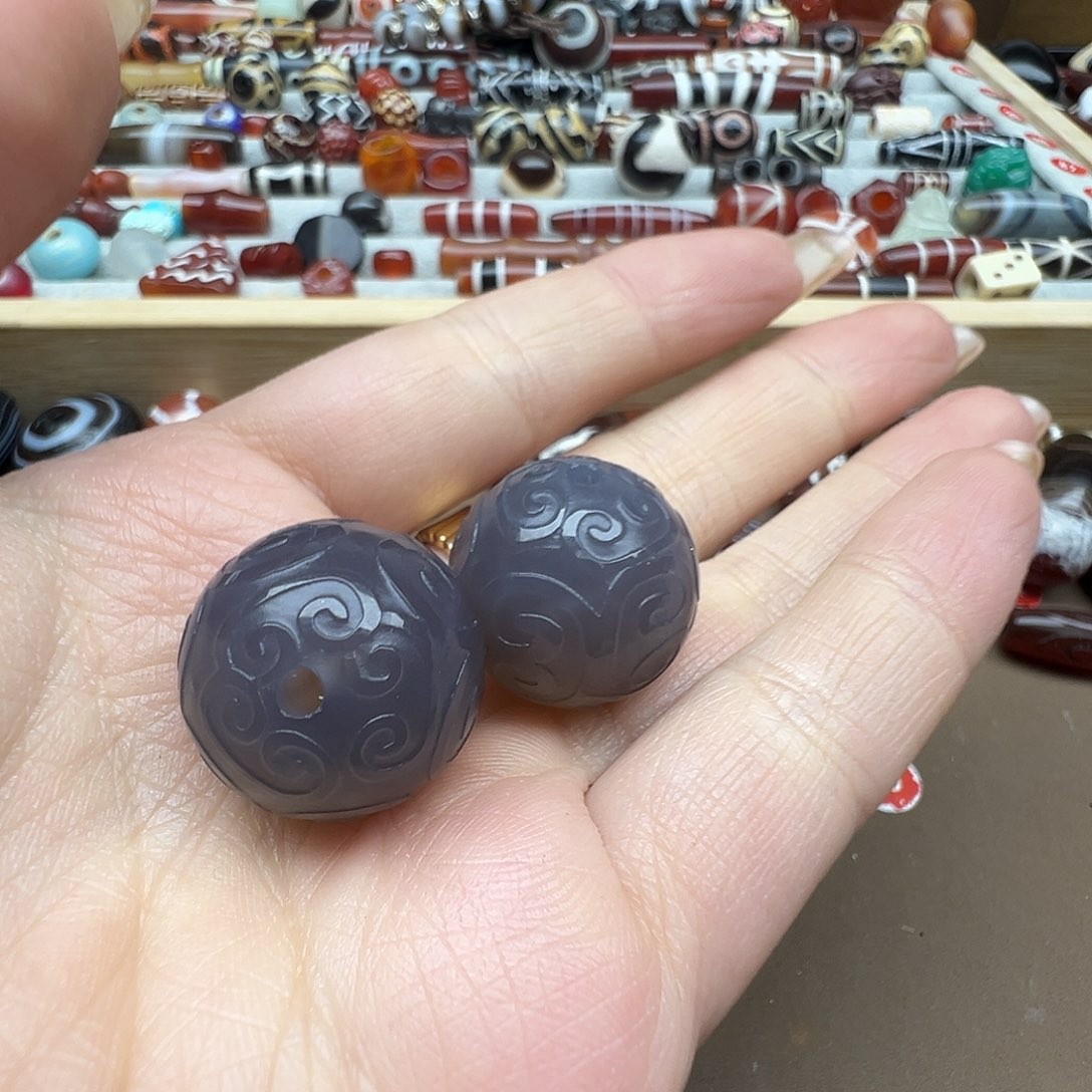 玛瑙/玉髓未镶嵌珠宝半成品
